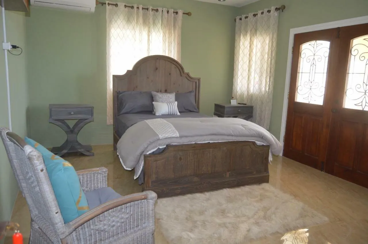 فيلا Whitehouseفي Marvettes Hideaway 0*, Whitehouse جامايكا